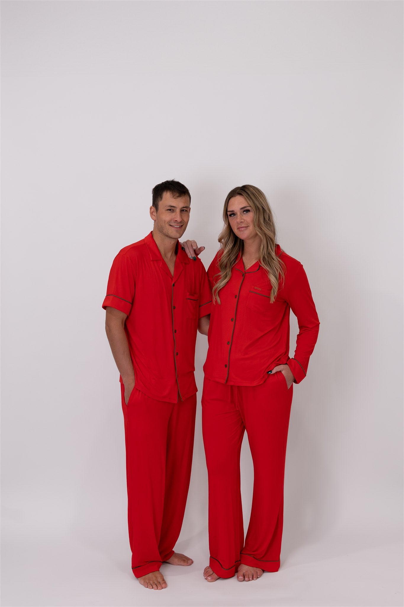 Mistletoe Moments - Short Sleeve